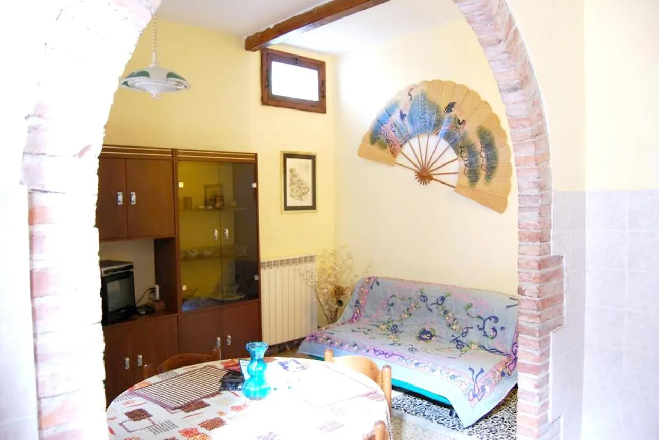 Modern Apartment Near Massa Marittima, Shared Pool Italy